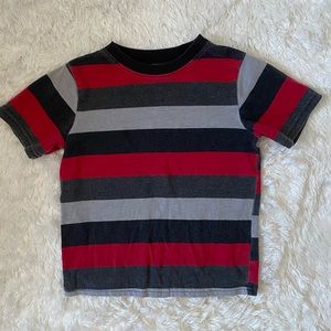 5/$15 boys shirt size 4T